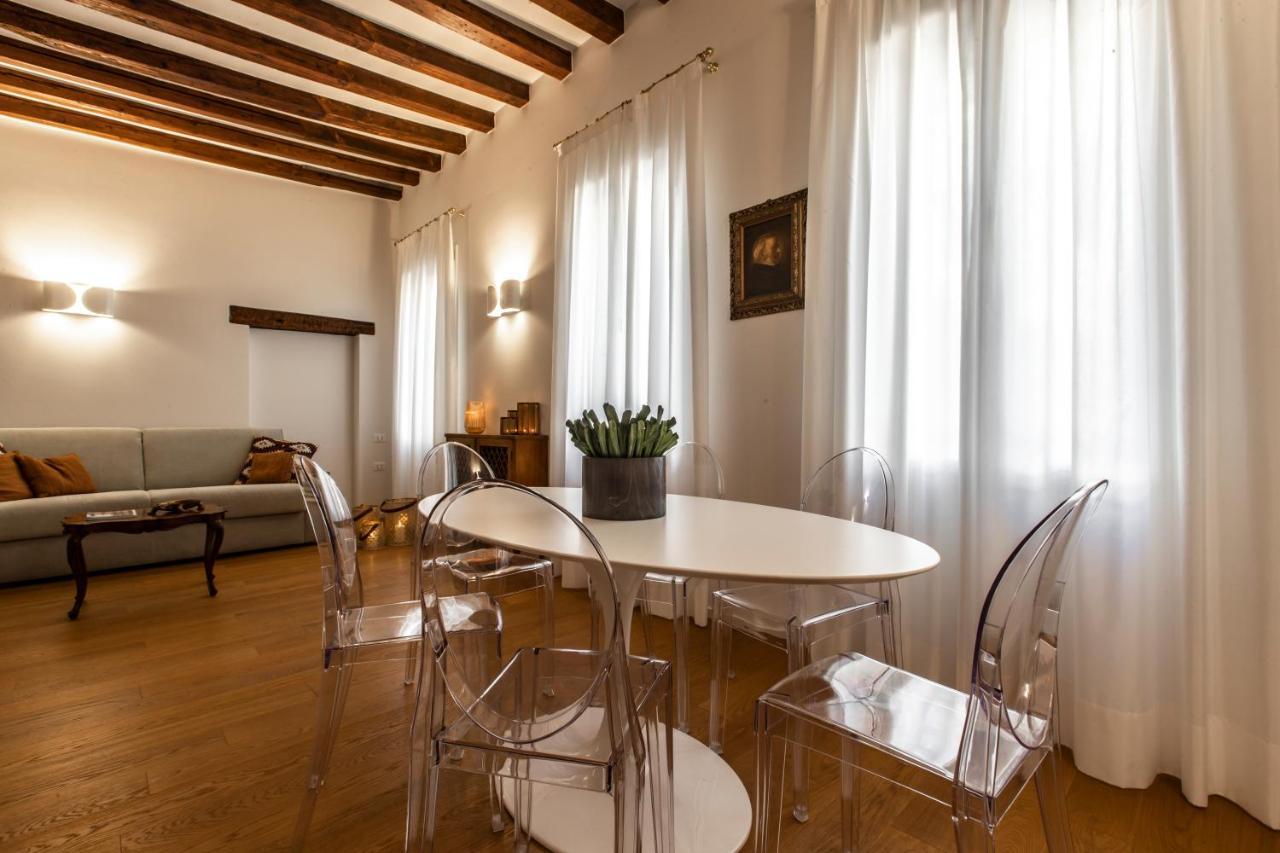 Ca' Delle Acque Deluxe Apartment R&R Venesia Bagian luar foto