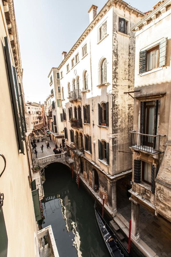 Ca' Delle Acque Deluxe Apartment R&R Venesia Bagian luar foto
